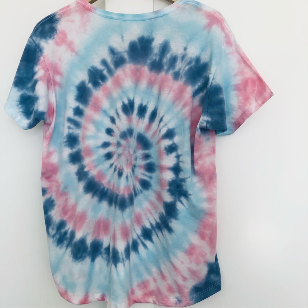 Tie Dye Custom Spiral Tee NEW - Picture 2 of 11